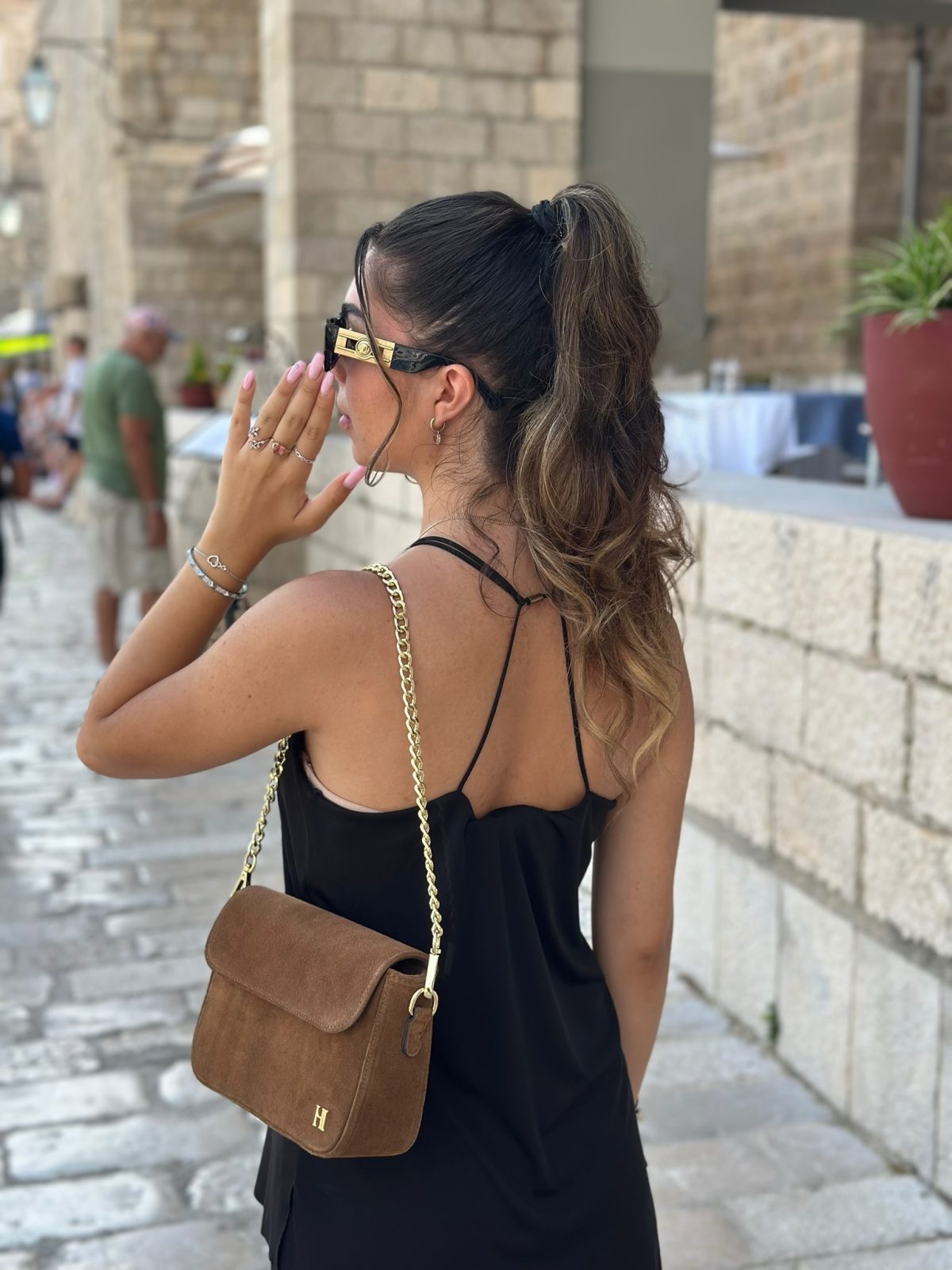 facetune_03-09-2025-16-10-32