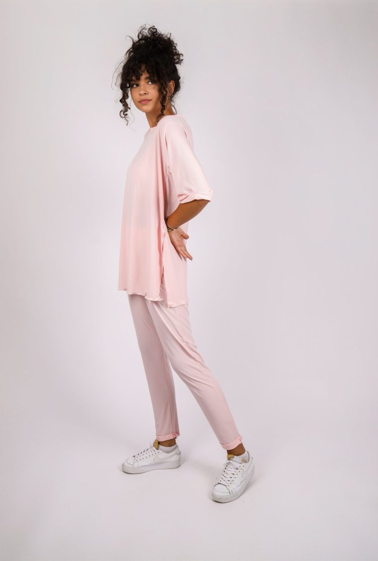 facetune_19-09-2023-19-31-55-scaled-760x1127 (1)