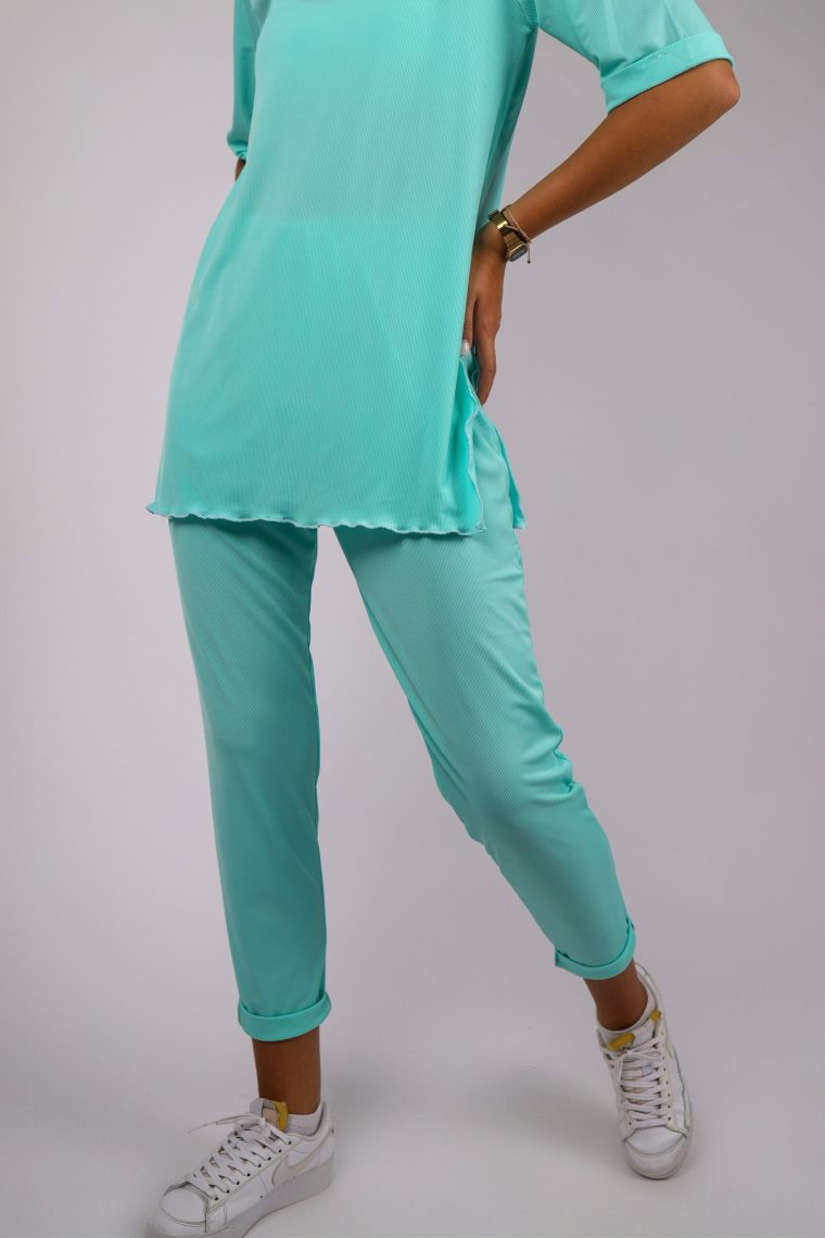 facetune_19-09-2023-19-47-11-scaled-760x1140